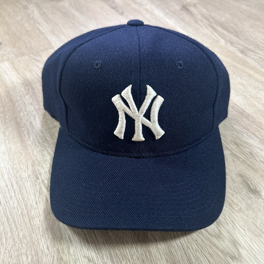 VTG New York Yankees Strapback Hat MLB Baseball Blue Wool The G Cap